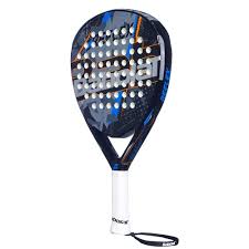 raquette de Padel pour enfant de couleur noir en tête et blanc pour le manche avec le logo de la marque au milieu