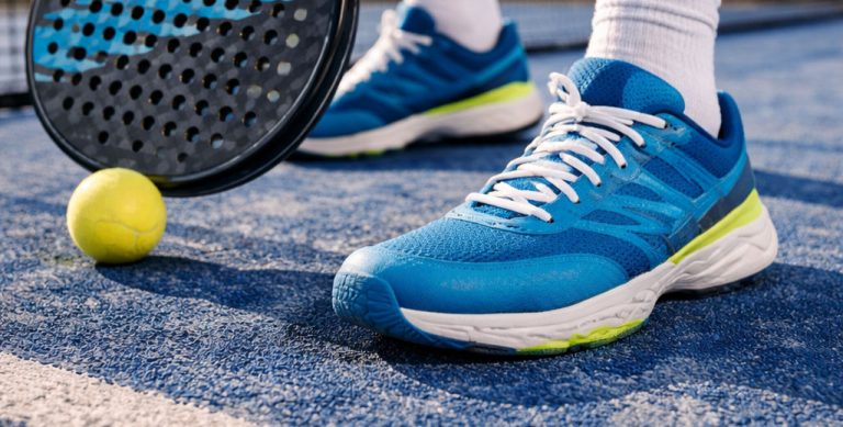 Chaussures de Padel : les meilleures pour dominer le terrain !